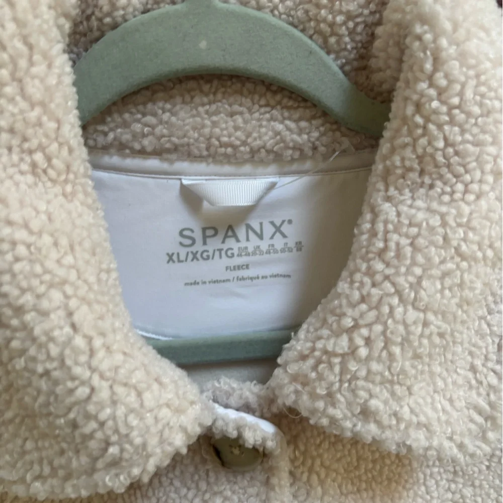 SPANX Jackets & Coats Luxe Fleece Shirt Ecru Off White. size XL - Picture 8 of 10